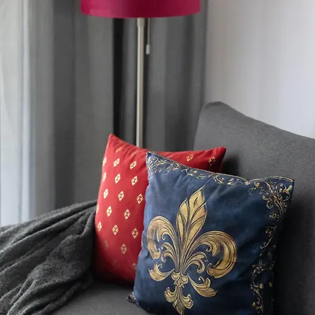 아파트 Modern In With Garden And Parking By Renters