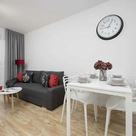 아파트 Modern In With Garden And Parking By Renters