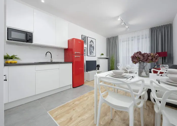 Modern In With Garden And Parking By Renters * Warsaw