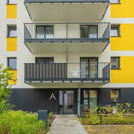 Modern In With Garden And Parking By Renters * Варшава